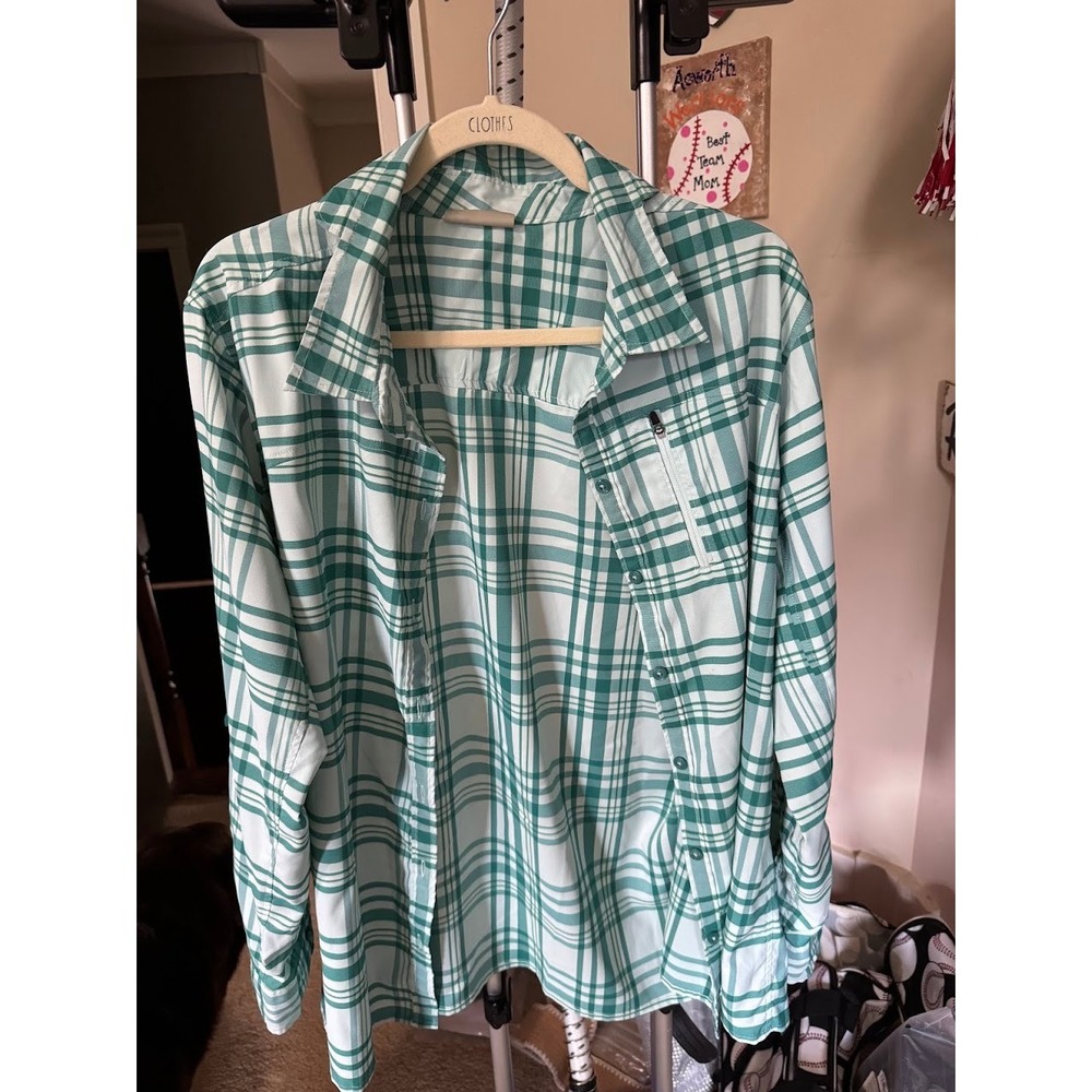 Ascend Mens XL Green White Plaid Long Sleeve Button Down Hiking Fishing Shirt